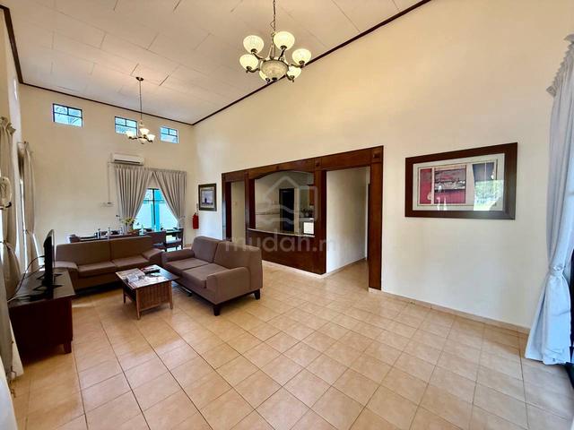 (FULLY FURNISHED) 1 Storey Bungalow Villa A Famosa, Alor Gajah Melaka 1