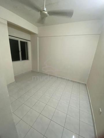 Bilik sewa Pangsapuri Kinabalu 1