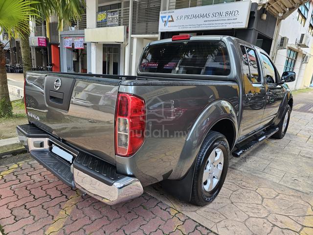 Nissan NAVARA 2.5 SE (MT) 4X4 - 2