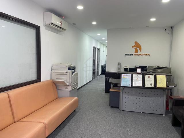 Fully Furnish Office Lot at CBD3 for RENT 1