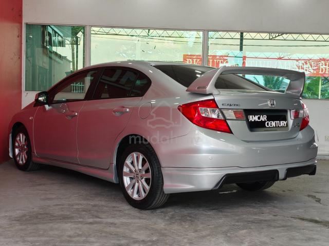 2013 Honda CIVIC 1.8 S (A) - 4
