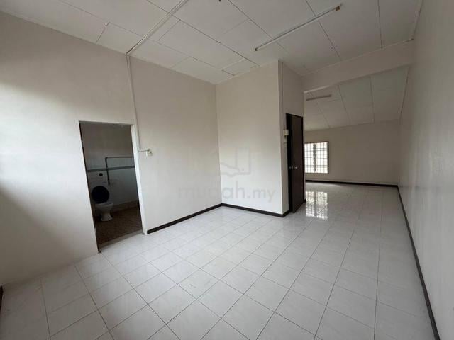 [Full Loan] 1.5 Storey Jalan Pelanduk Taman Scientex Pasir Gudang 1