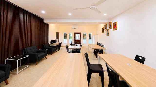 Fully Furnished Office for 16 Pax with Free Hall Access 1