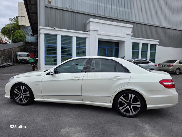 2010 Mercedes Benz E250 CGI BlueEFCY - 5
