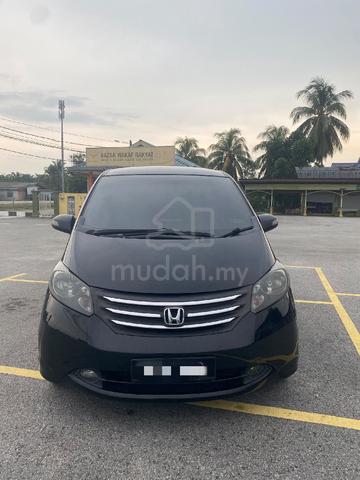 2010 Honda FREED 1.5 E (A) - 3