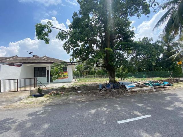 Freehold 1sty corner lot cempaka Bukit sentosa Bukit beruntung 1