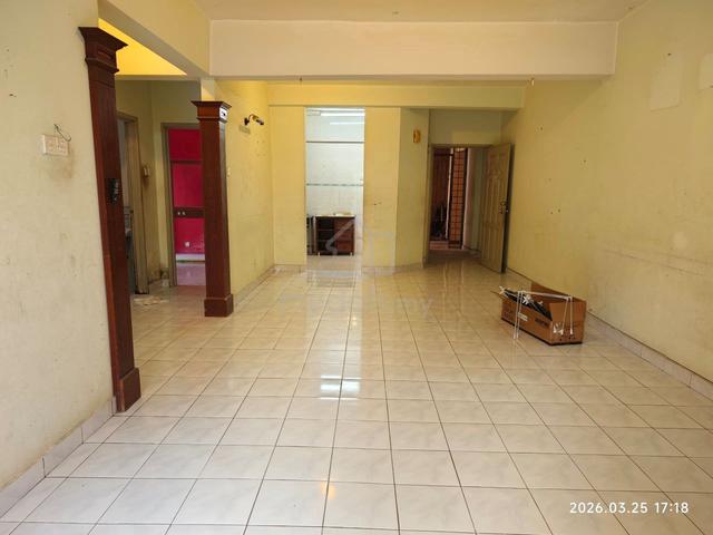 Taman Anggerik Villa 1