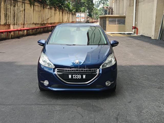 2013 Peugeot 208 1.6 VTI ALLURE (A) - 1