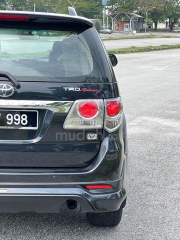 2011 Toyota FORTUNER 2.7 V FACELIFT (A) GOOD CONDI - 5