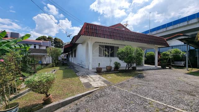 Kg Kuala Ampang Single Story Bungalow Well Maintain 1