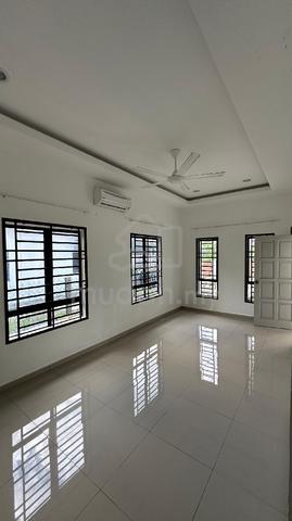 Rumah Berkembar Kg Perigi Nenas, Pulau Indah 1