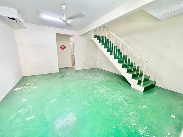 Full Loan Cash out Landed Bukit Indah Double Storey 18x65 1