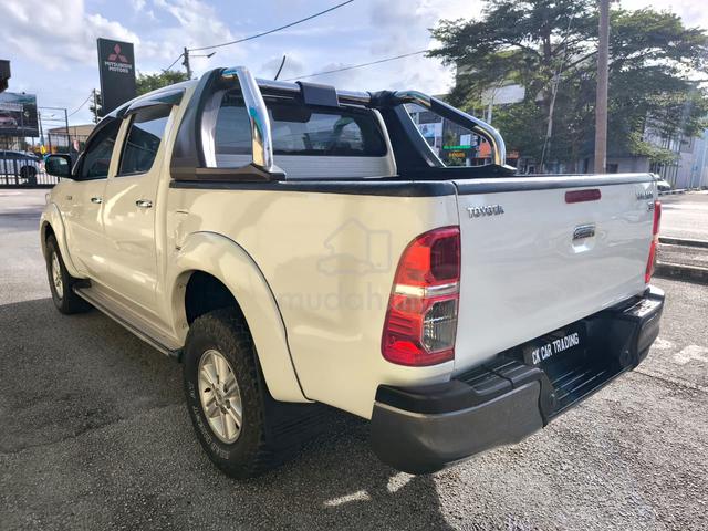 2014 Toyota HILUX 2.5 G VNT (A) - 3