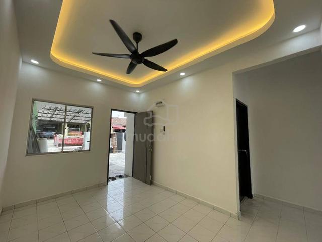 NAK RUMAH CANTIK STATUS FREEHOLD?! Taman Pahlawan, Sg Udang, MLK 1