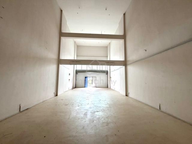 22 x 75 Retail Shop Lot Office 1500Sqft 2CP 2Bath ( SPHERE Damansara ) 1
