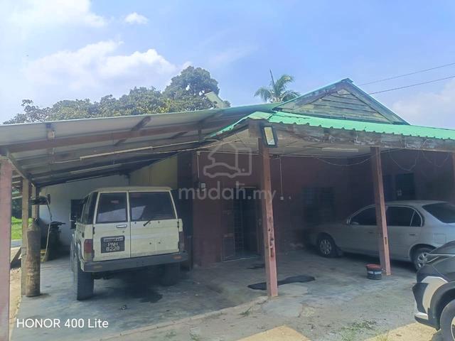 Perak Semanggol Partially Furnished House For Rent 1