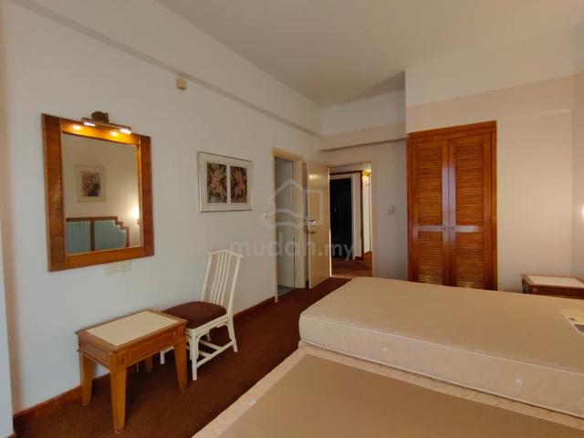 Riviera Bay Resort Condominium 1