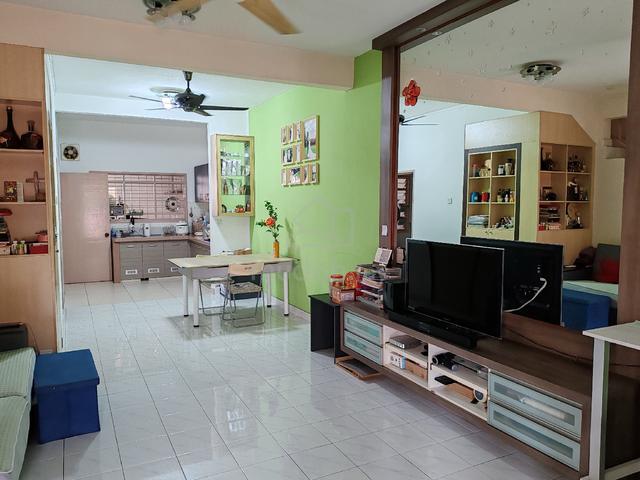 2-Storey Taman Putra Prima Puchong For Sale!!! 1