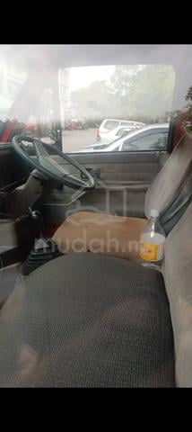 isuzu - photo 4 of 6