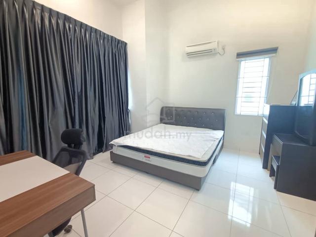 Bilik Sewa Tengah Area Desaru/Harmonia/Rapid/Pengerang ( FEMALE ) 1