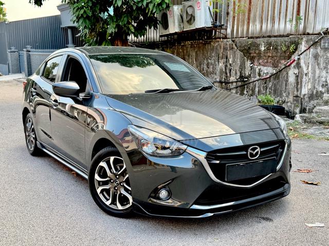 ) MAZDA 2 1.5 SEDAN 2016 - 3