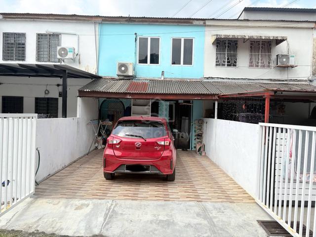RENOVATED Double Storey Terrace Jalan Rotan Semut Seksyen 18 Shah Alam 1