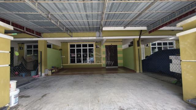 UNTUK DIJUAL | RUMAH TERES 2 TINGKAT
| Jalan Sejambak , Taman Bukit 1