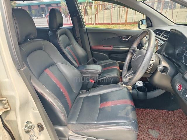 2021 Honda BR-V 1.5 V F/Service Macam Baru - 3