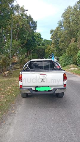 Mitsubishi L 200 Triton 4WD Double Cab - 5