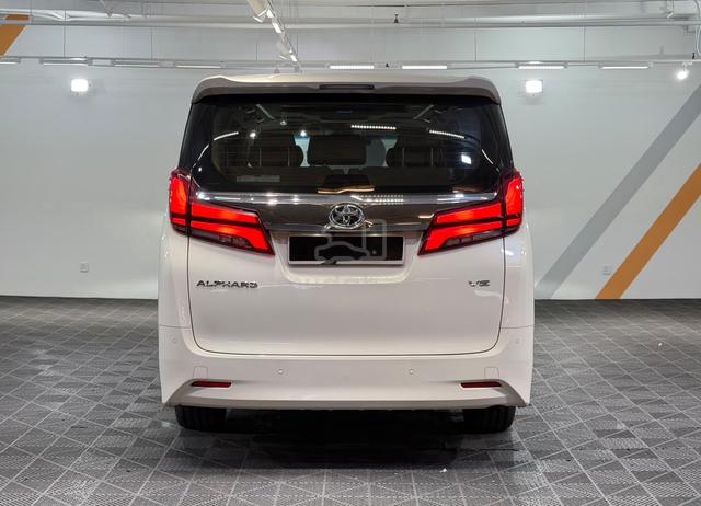 2018 Toyota ALPHARD 3.5 EXECUTIVE LOUNGE AH30 - 5