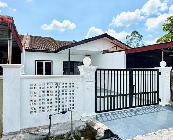 Fully Refurbished! 3 Bilik | Freehold | Full Loan 1