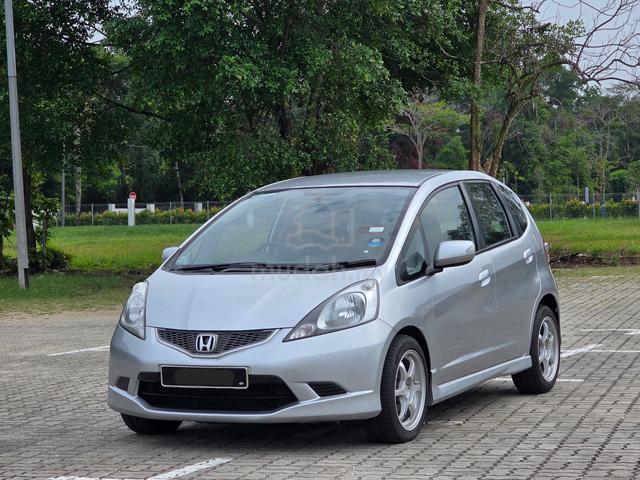 2009 Honda JAZZ 1.5 V (A) - 3