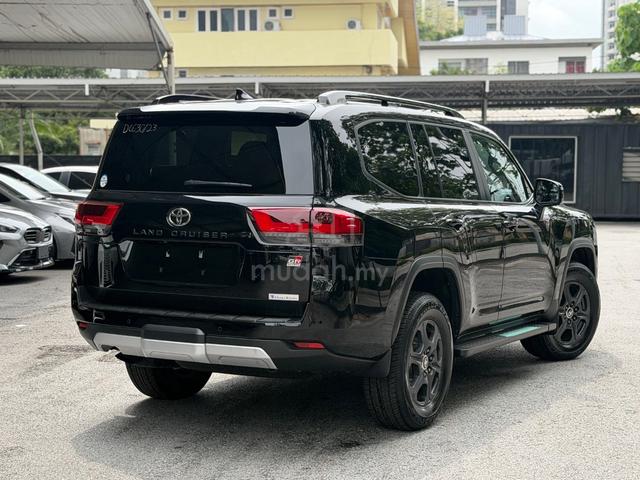 2023 Toyota LANDCRUISER 3.4 GR SPORT LC300 - 2