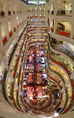 crocs berjaya times square