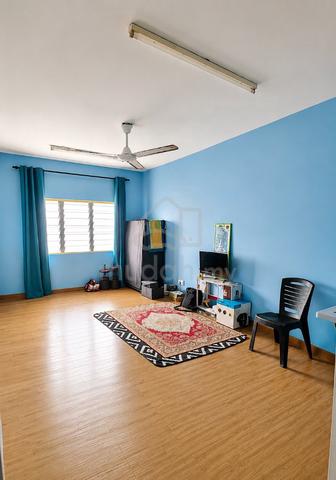 Rumah Pangsa Nilam Sari Flat 1