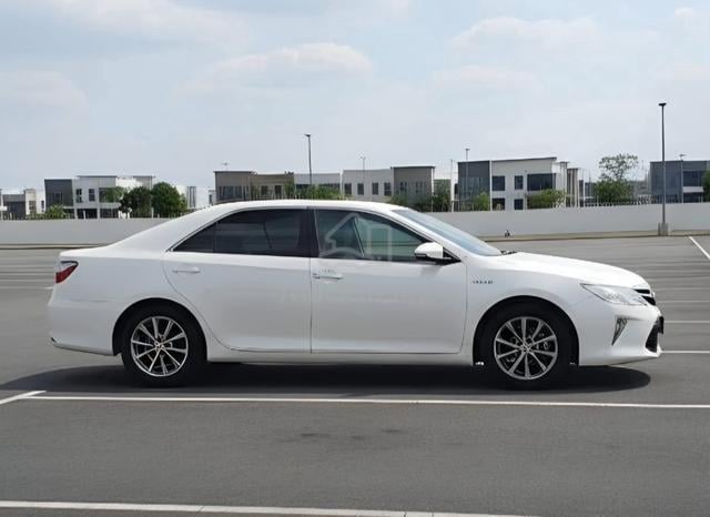 [2017] Toyota Camry 2.5 Hybrid (AT) Premium Spec - 3