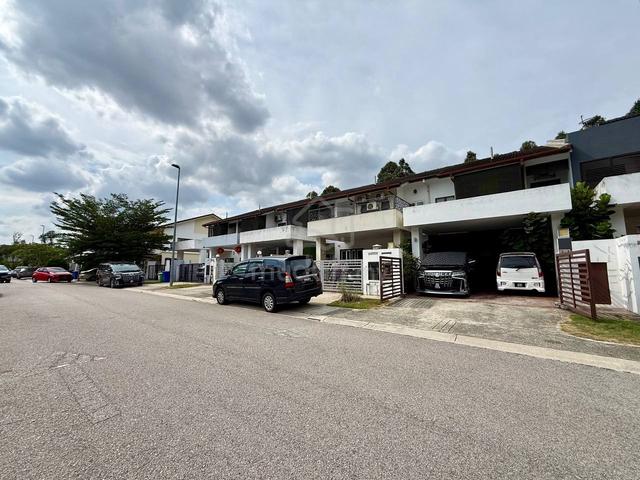 Double Storey Linkhouse Lestaria Type B1 Double frontage U16 Denai Ala 1