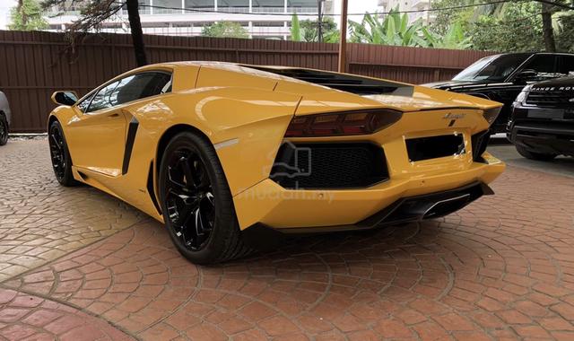2012 Lamborghini AVENTADOR 6.5 LP 700-4 (A) - 2