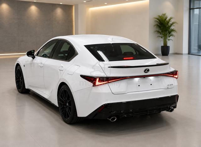 2024 Lexus IS300 F Sport Mode Black 3 - 2