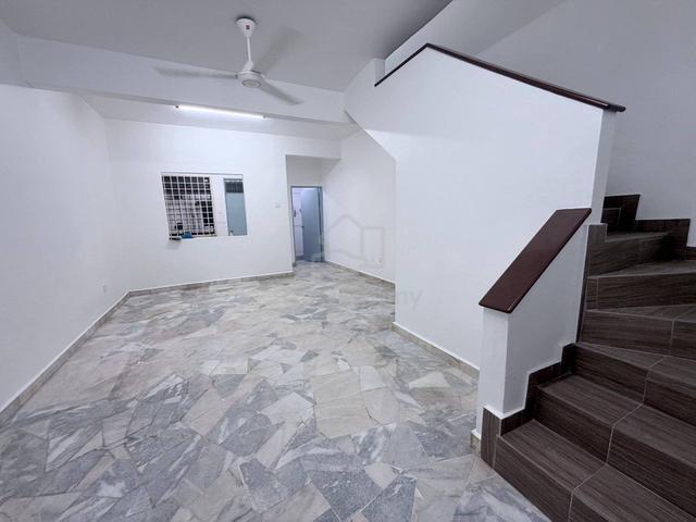 Tan Sri Yaacob 2 Storey Medium Cost For Sale 1