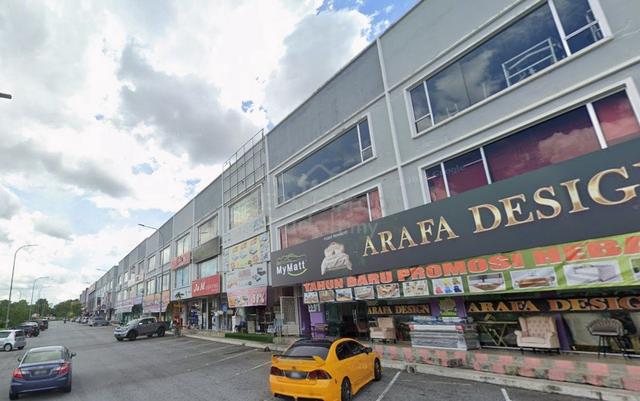 Freehold 3 Storey Shop Pusat Perniagaan Wira Nilai 3 Negeri Sembilan 1