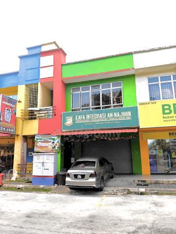 Shop lot for sale di Saujana Utama 1