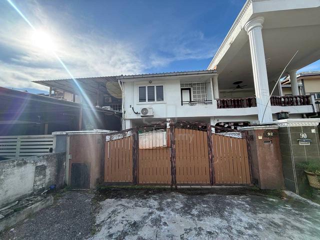 DEPAN SURAU | LUAS ‼️ 2 Storey Taman Sri Sementa Kapar Klang 1