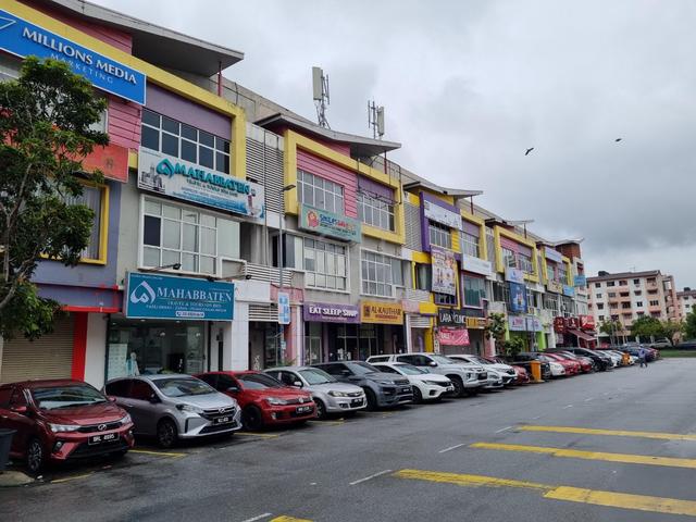Shah Alam Sek 7 Shop near i City 1