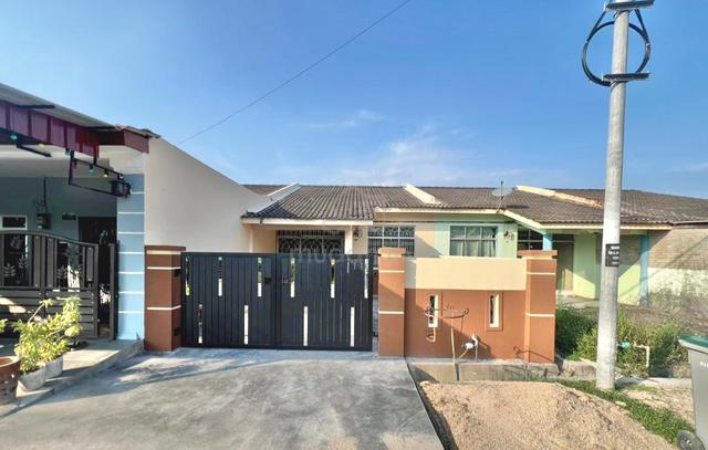[RUMAH CANTIK ! FREEHOLD] Single Sty, Tmn Sri Redan, Masjid Tanah MLK 1