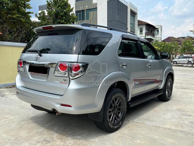 2013 Toyota FORTUNER 2.7 V FACELIFT (A) - 1