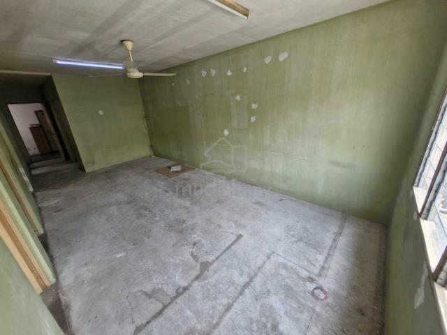 Apartment Idaman 1