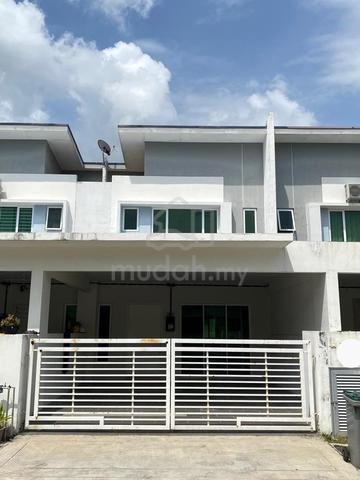 Double Storey Terrace, Hijayu 3A, Bandar Sri Sendayan, Seremban 1