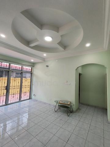 Jalan Denai X Taman Bukit Jaya Ulu Tiram 2.5 Storey Semi D House Rent 1