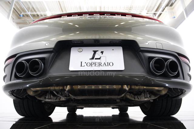 2022 Porsche 911CARRERA Aventurine Green - 3